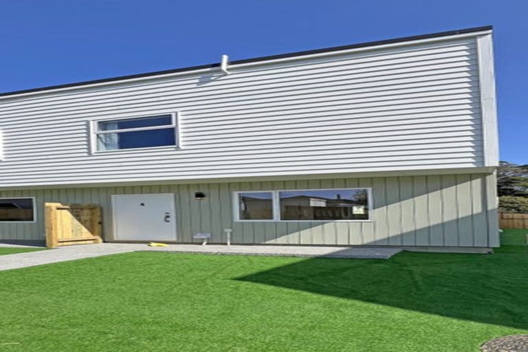 Photo of property in 2/16 Gaye Crescent, Otara, Auckland, 2023