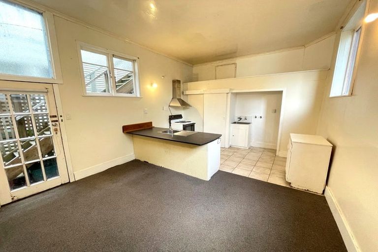 Photo of property in 296 Tinakori Road, Thorndon, Wellington, 6011