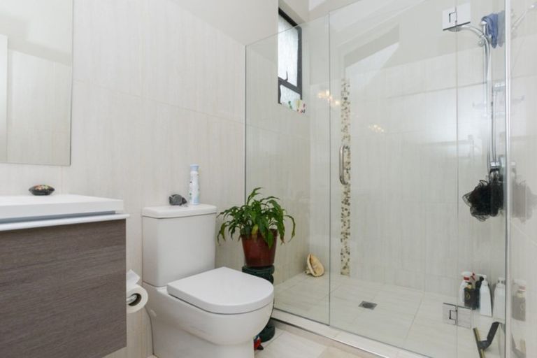 Photo of property in 82 Tauroa Road, Havelock North, 4130