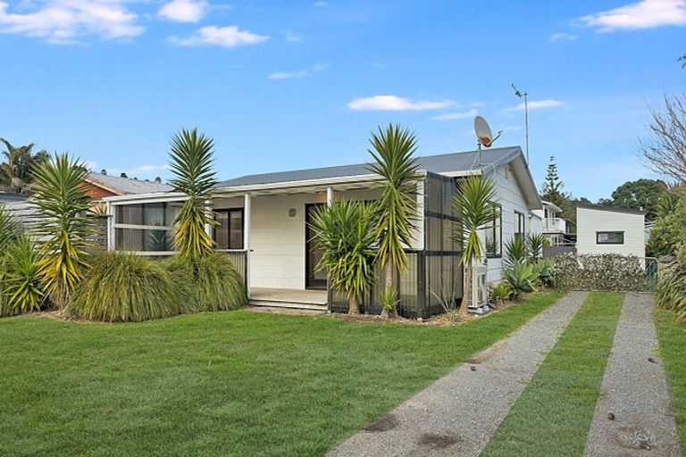 Photo of property in 417 Otahu Road, Whangamata, 3620