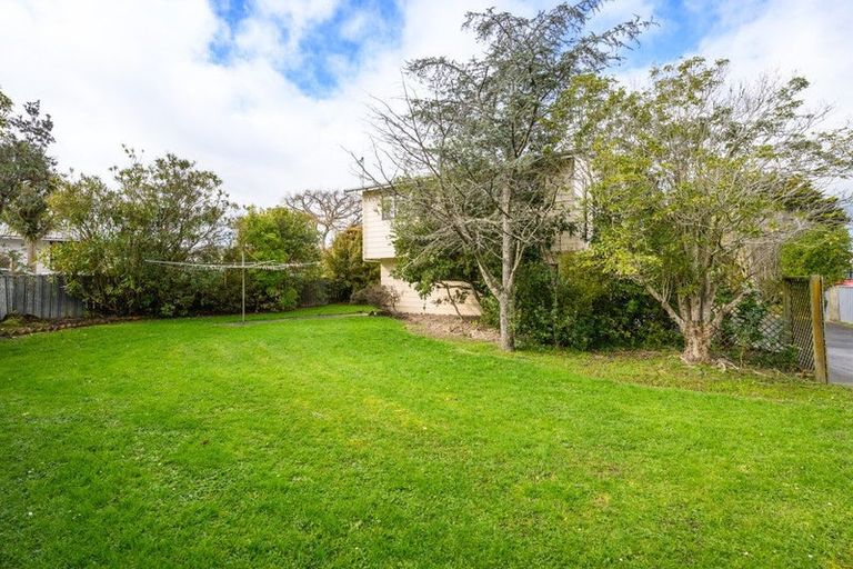 Photo of property in 21 Avon Street, Rongotea, 4476