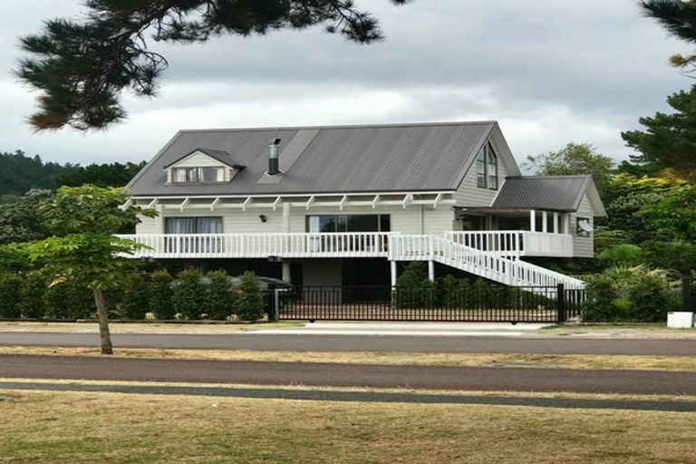 Photo of property in 218 Vista Paku, Pauanui, Hikuai, 3579