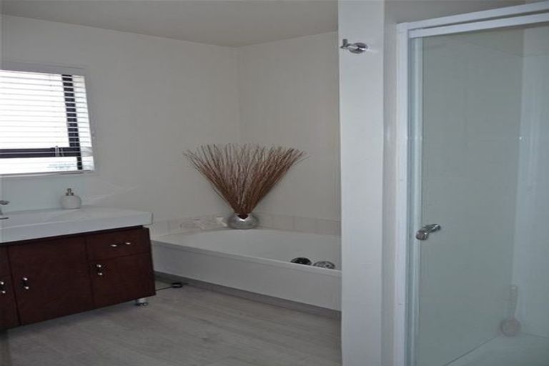 Photo of property in 78 Peverel Street, Riccarton, Christchurch, 8041