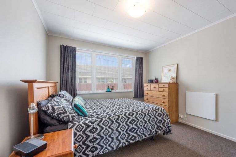 Photo of property in 49 Wilford Street, Wallaceville, Upper Hutt, 5018
