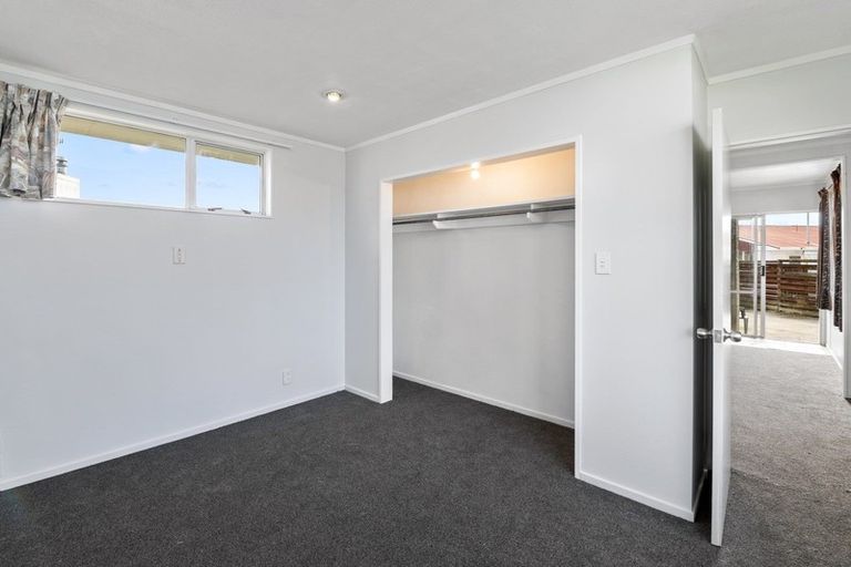 Photo of property in 2 Drake Street, Levin, 5510