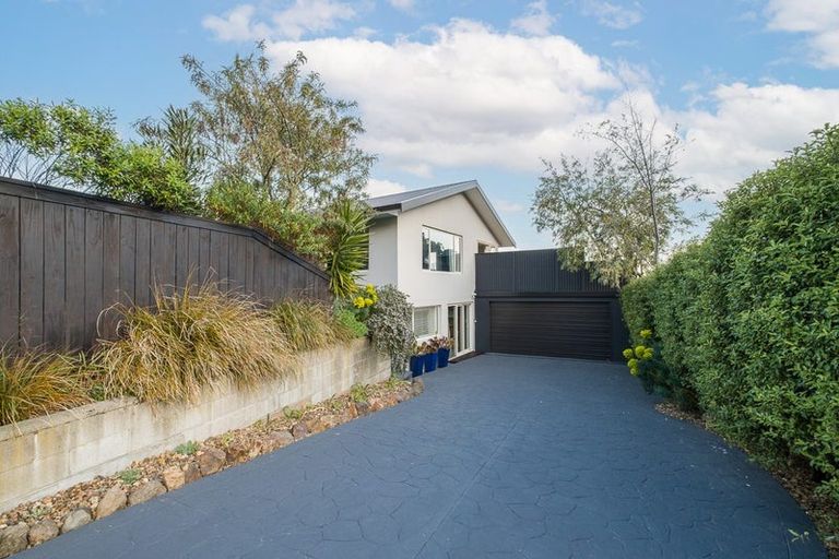 Photo of property in 2 Harbour View Terrace, Cass Bay, Lyttelton, 8082