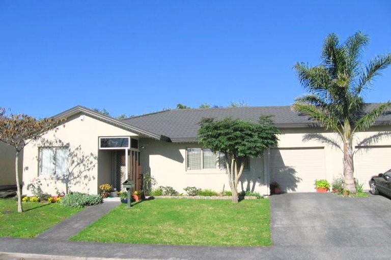 Photo of property in 11 Neta Grove, Henderson, Auckland, 0612