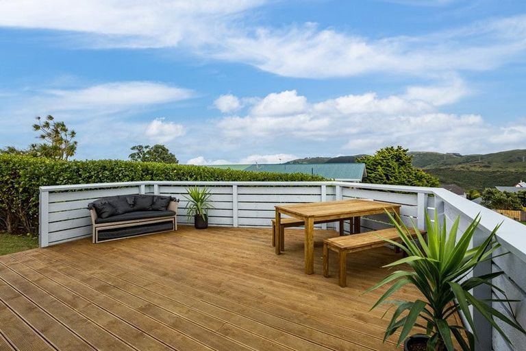 Photo of property in 12 Mossburn Grove, Kelson, Lower Hutt, 5010