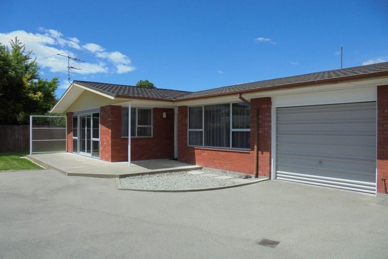 Photo of property in 31 Guinness Crescent, Ilam, Christchurch, 8041