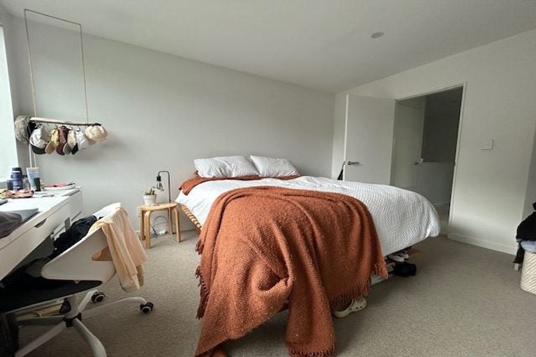 Photo of property in 41 Rua Kai Way, Brooklyn, Wellington, 6021