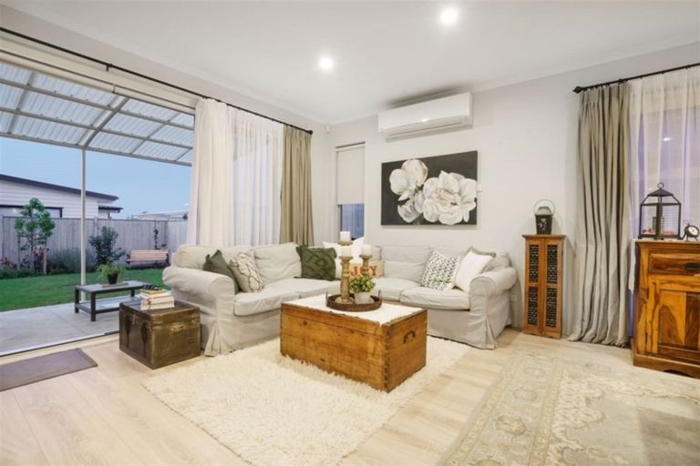 Photo of property in 29 Nganui Avenue, Takanini, 2112