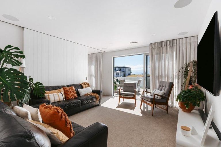 Photo of property in 60 Pacific Parade, Coastlands, Whakatane, 3120