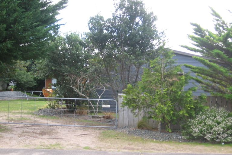 Photo of property in 21 Pauanui Beach Road, Pauanui, Hikuai, 3579