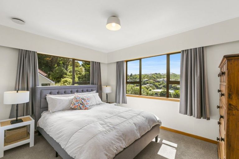 Photo of property in 24 Southern Cross Crescent, Island Bay, Wellington, 6023