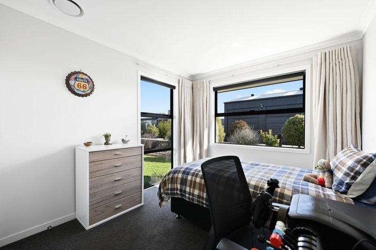 Photo of property in 21 Delta Way, Te Kowhai, Hamilton, 3288