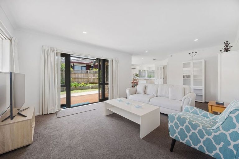 Photo of property in 9 Starlight Cove, Hobsonville, Auckland, 0618