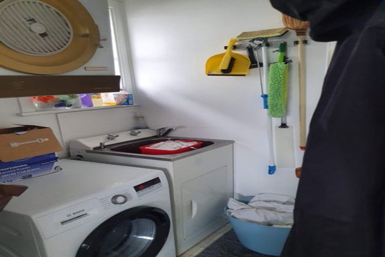 Photo of property in 1 Holmes Grove, Naenae, Lower Hutt, 5011