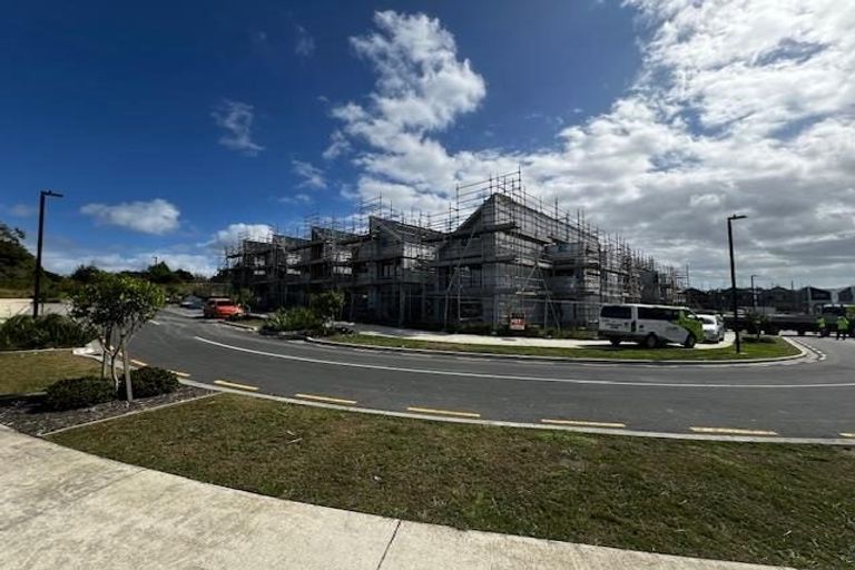 Photo of property in 69 Waterlily Street, Hobsonville, 0616