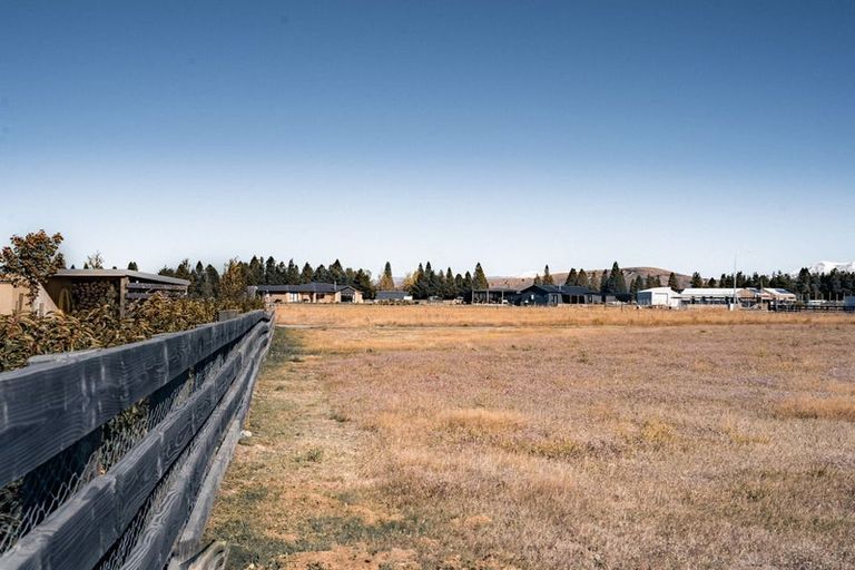 Photo of property in 19 Peak Drive, Twizel, 7901