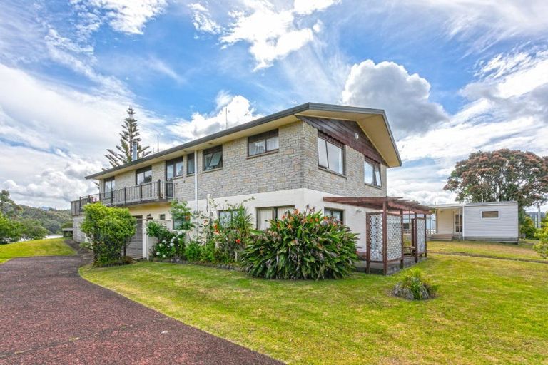 Photo of property in 117a Patuwai Drive, Whangamata, 3620