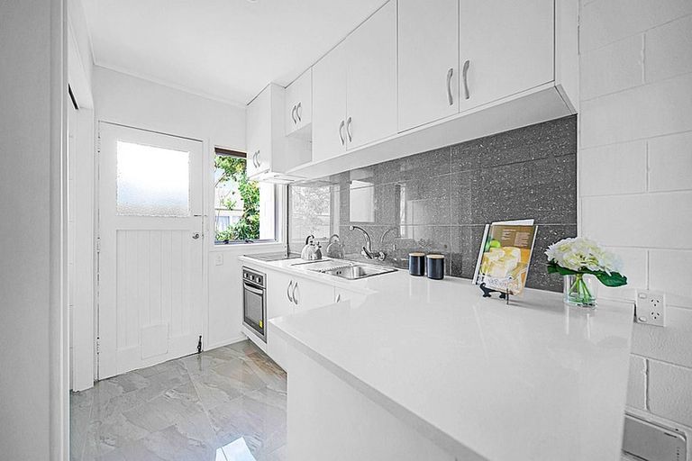 Photo of property in 28c James Road, Manurewa, Auckland, 2102