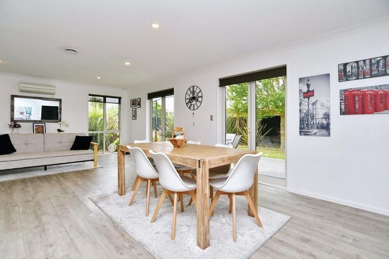 Photo of property in 34 Oxford Road, Rangiora, 7400