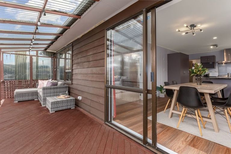 Photo of property in 2 James Cook Drive, Whitby, Porirua, 5024