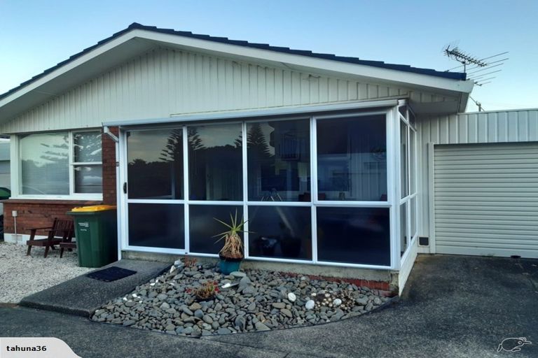 Photo of property in 2/228 Hibiscus Coast Highway, Orewa, 0931