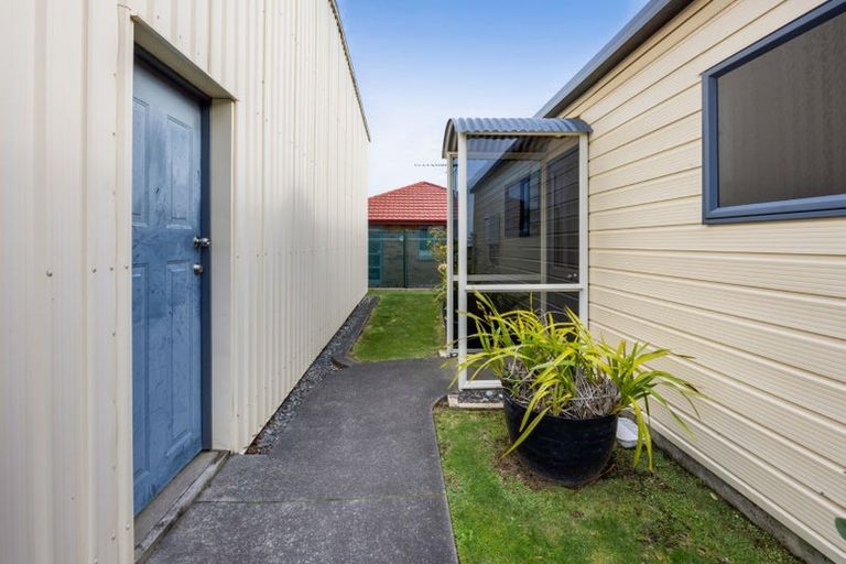 Photo of property in 106 Smart Road, Glen Avon, New Plymouth, 4312