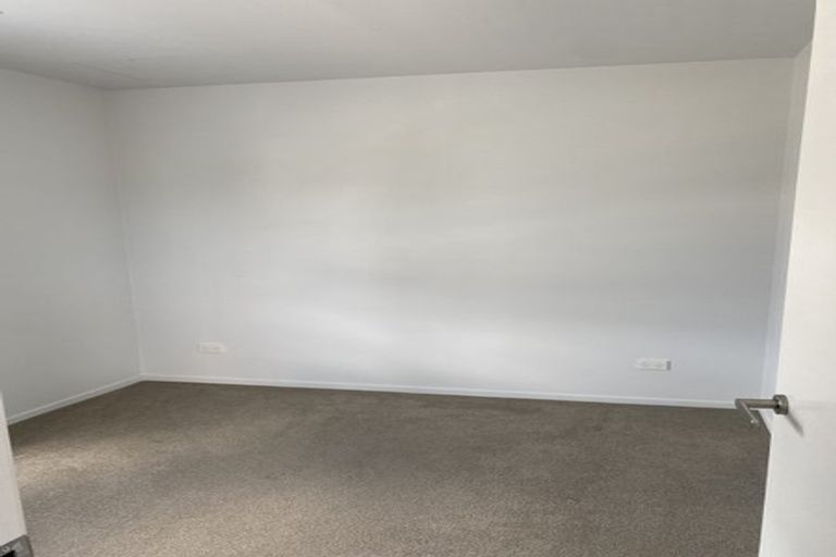 Photo of property in 3/81g Mapou Road, Hobsonville, Auckland, 0616