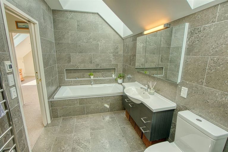 Photo of property in 90 The Strand, Okarito, Whataroa, 7886