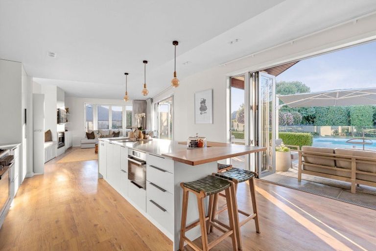 Photo of property in 1 Norfolk Drive, Cambridge, 3434