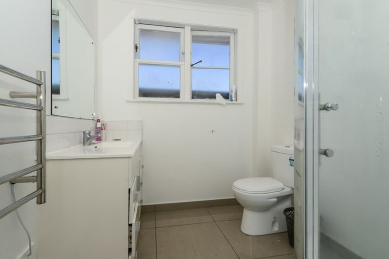 Photo of property in 75 Massey Street, Frankton, Hamilton, 3204