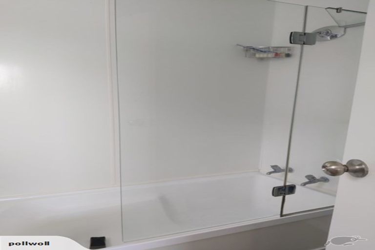 Photo of property in 12f2 Norna Crescent, Kelburn, Wellington, 6012