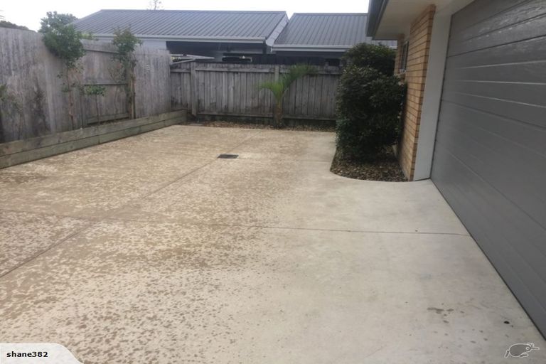 Photo of property in 65b Simpson Road, Papamoa Beach, Papamoa, 3118