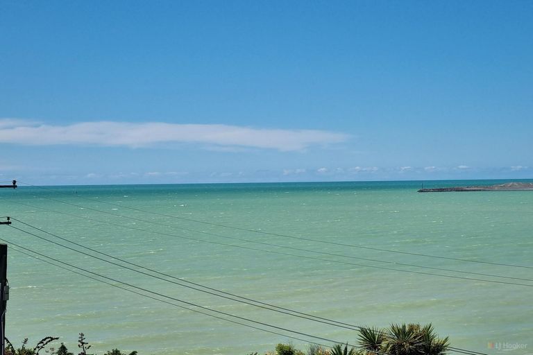 Photo of property in 14 Climie Terrace, Waimataitai, Timaru, 7910