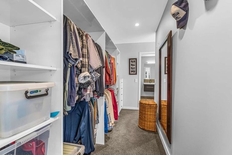 Photo of property in 102 Kupe Drive, Whitianga, 3510