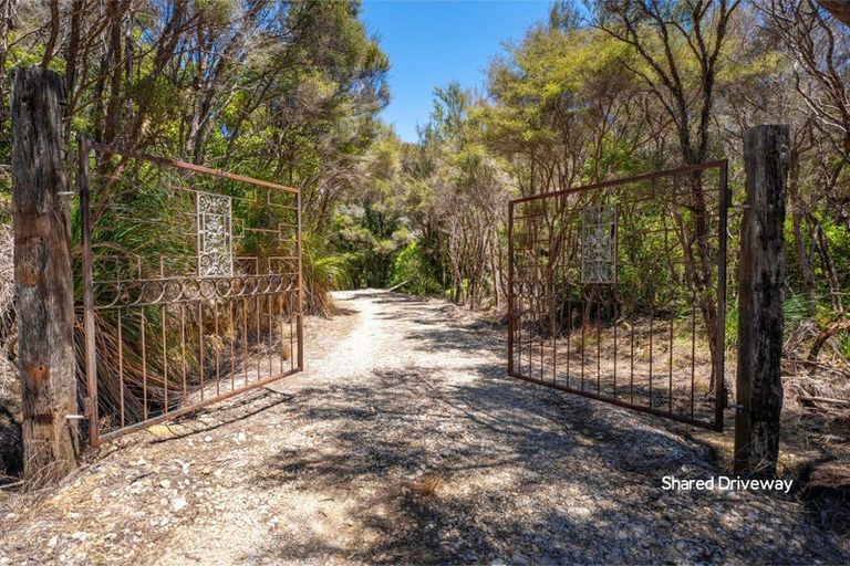 Photo of property in 425 Pakawau-bush Road, Pakawau, Collingwood, 7073