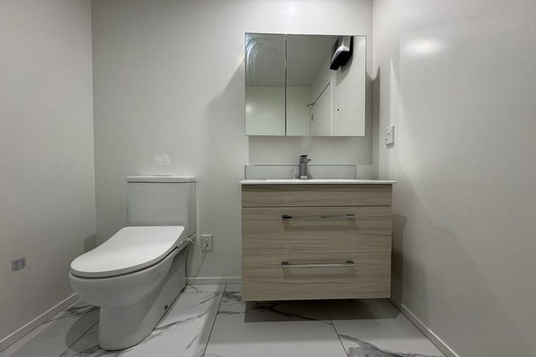 Photo of property in 8/257 Armagh Street, Christchurch Central, Christchurch, 8011