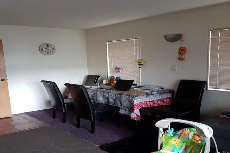 Photo of property in 4 Chamberlain Road, Karori, Wellington, 6012