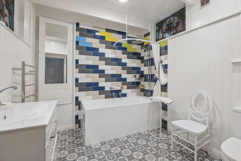 Photo of property in 2 Bacon Street, Broad Bay, Dunedin, 9014