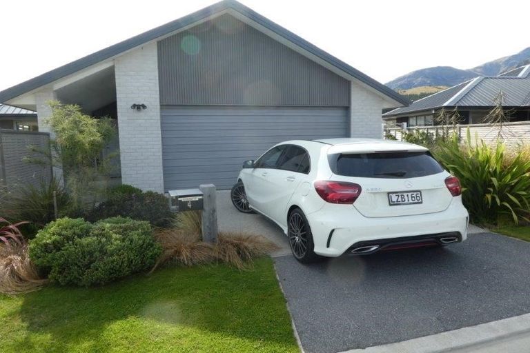 Photo of property in 39 Headley Drive, Lower Shotover, Queenstown, 9304