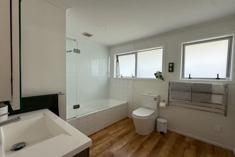 Photo of property in 63 Castleton Street, Birkdale, Auckland, 0626