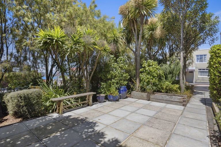 Photo of property in 52 Russell Street, Dunedin Central, Dunedin, 9016