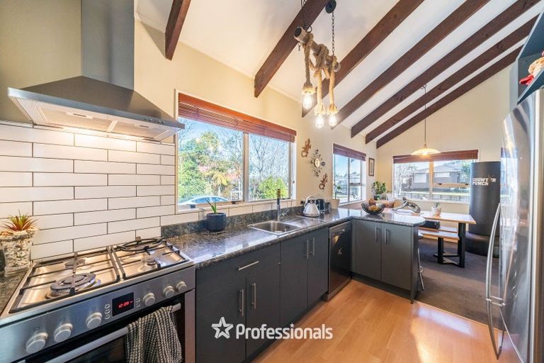 Photo of property in 60 Larchmont Grove, Totara Park, Upper Hutt, 5018