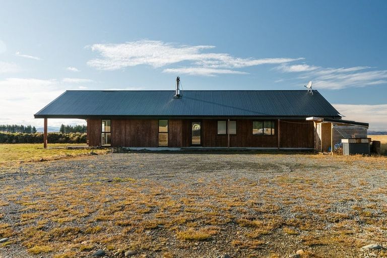 Photo of property in 249 Manuka Terrace, Ben Ohau, Twizel, 7999