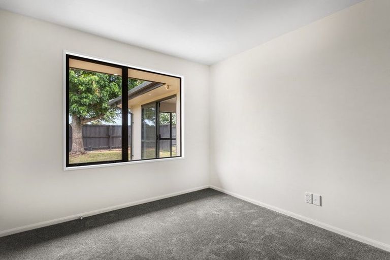 Photo of property in 2 Anne Ward Lane, Burwood, Christchurch, 8083