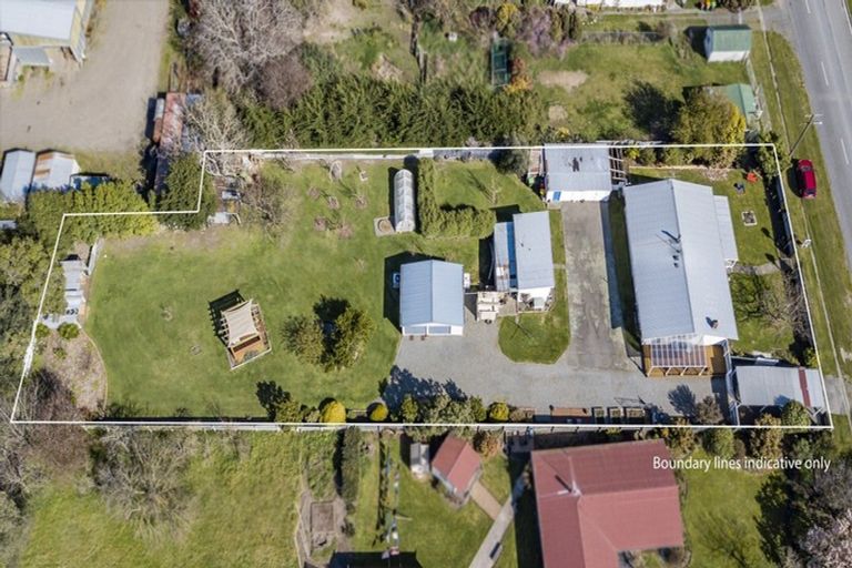 Photo of property in 22 Taumutu Road, Southbridge, 7602