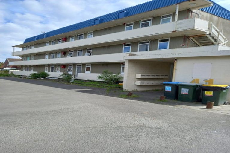 Photo of property in 19 Barber Grove, Moera, Lower Hutt, 5010
