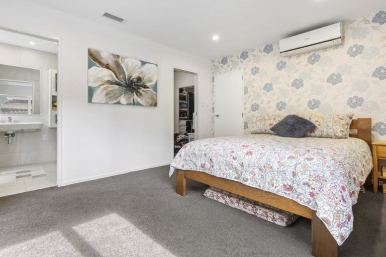 Photo of property in 70 Memorial Drive, Hamilton East, Hamilton, 3216